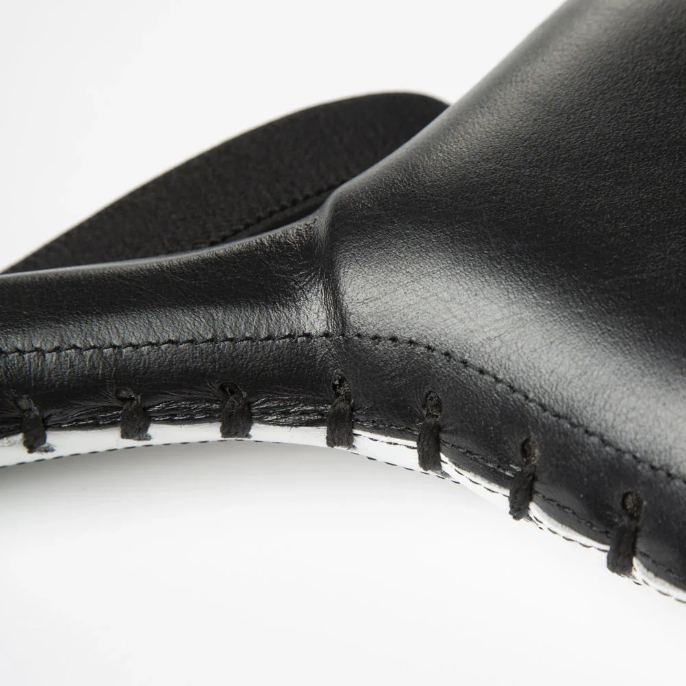 Everlast 1910 Leather Punch Paddles - Image 4